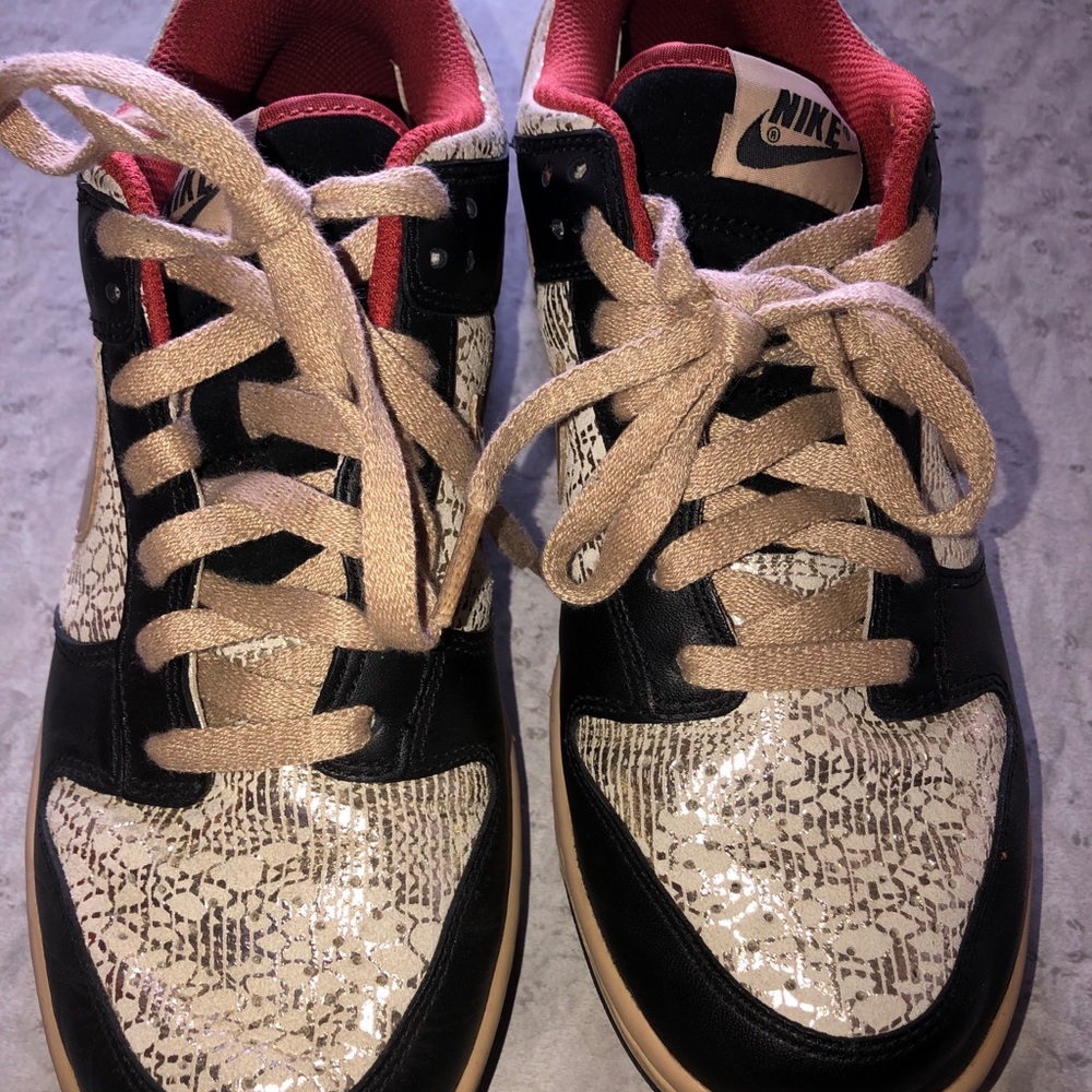Vintage NIKE shoes